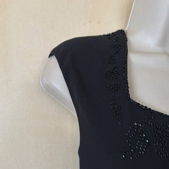 Jones New York black sheath tea length dress with beaded collar and hem size 6 - Picture 4 of 8
